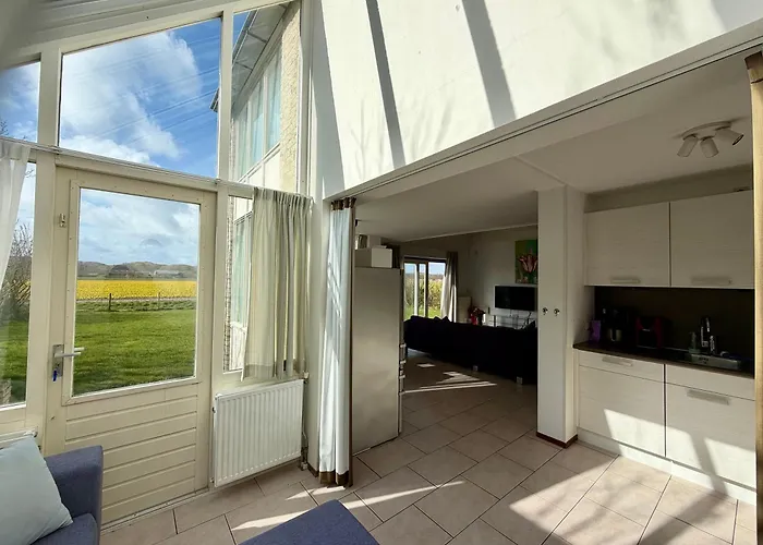 Tulp & Duin * יוליאנאדורפ